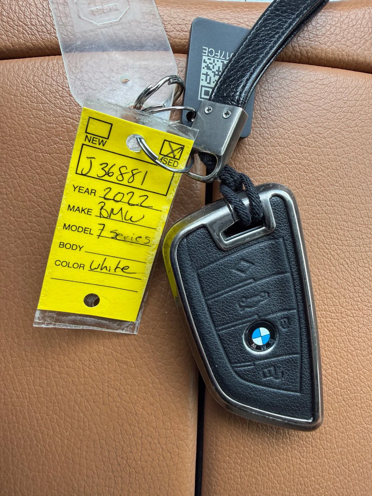 Used 2022 White BMW 740i image 16