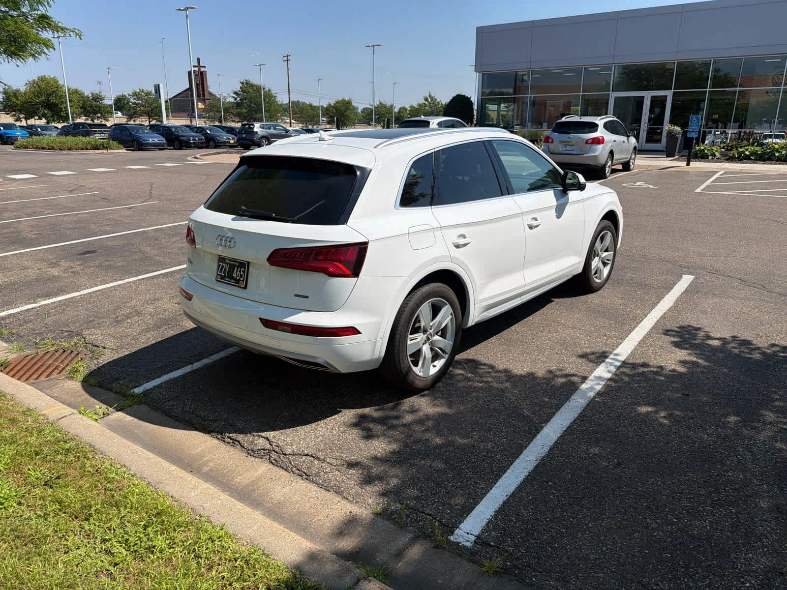 Used 2019 Ibis White Audi Premium Plus image 2
