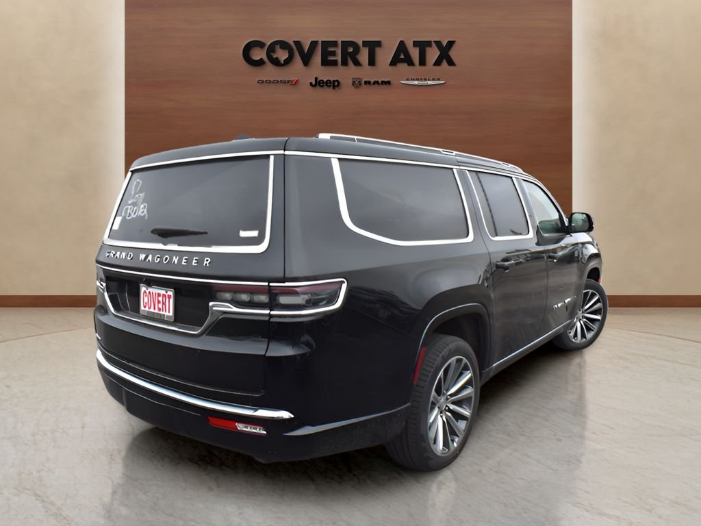 Used 2023 Black Jeep Base image 3