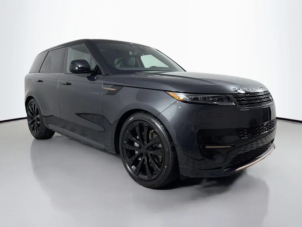 New 2026 Carpathian Grey Land Rover Dynamic SE image 3