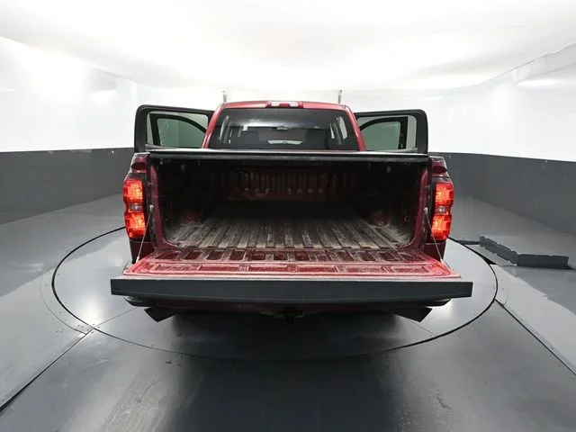 Used 2016 Red Chevrolet LT image 38
