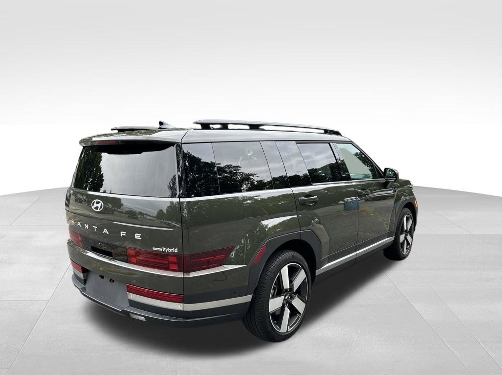 Used 2024 Green Hyundai Limited image 5
