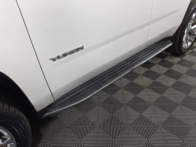 Used 2018 WHITE FROST TRICOAT GMC SLT image 11
