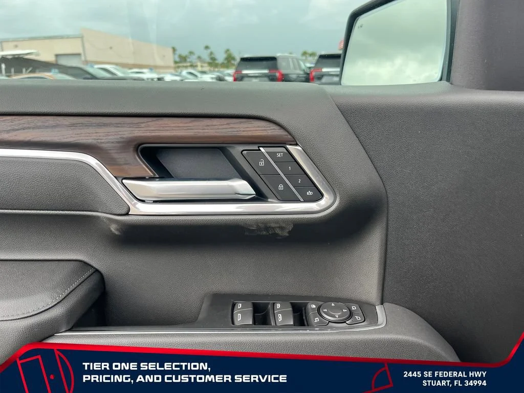 New 2026 Summit White GMC SLT image 22