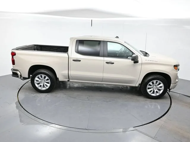 Used 2026 White Sands Chevrolet Custom image 36
