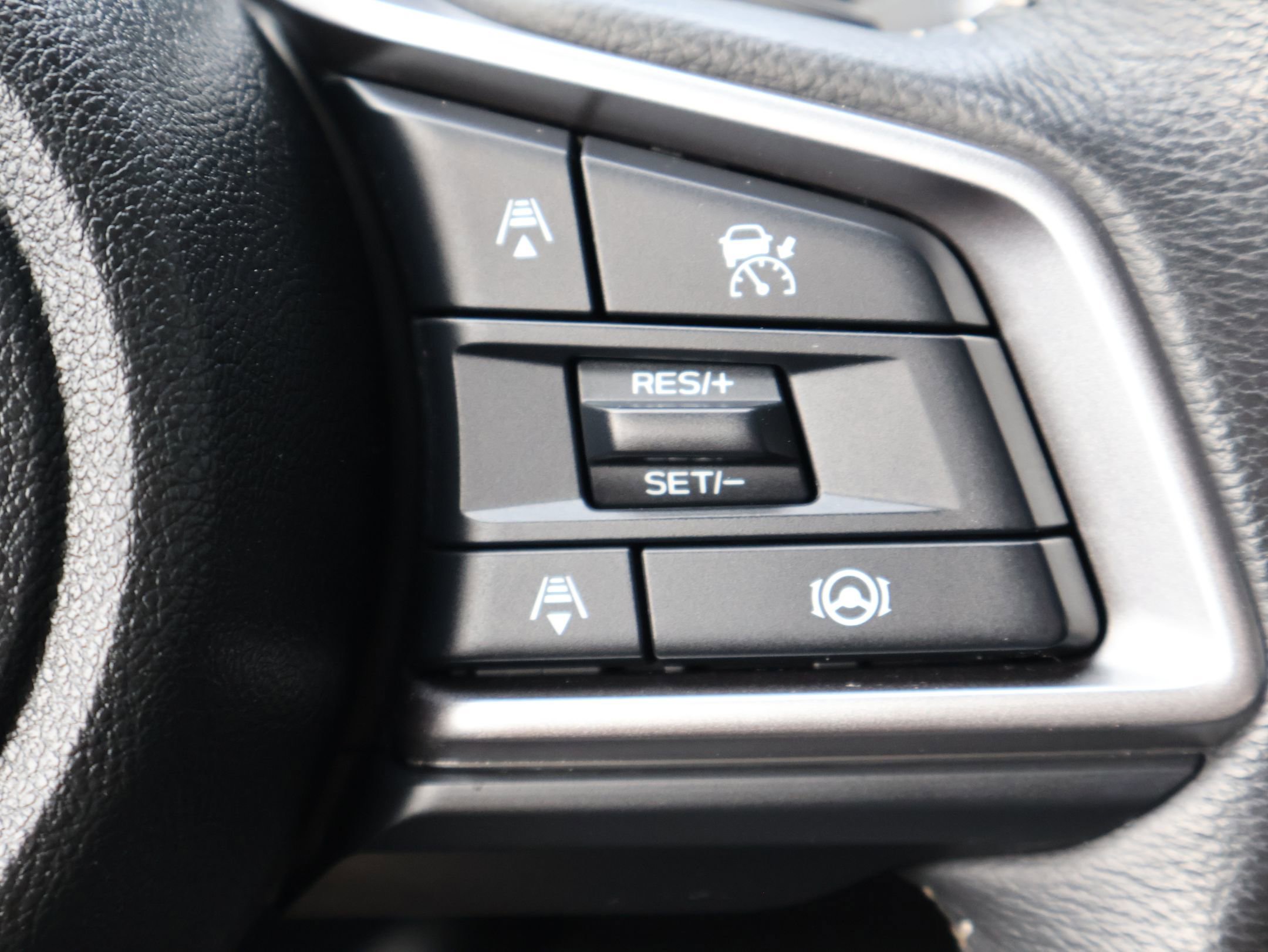 2025 Subaru Ascent Premium - Photo 13