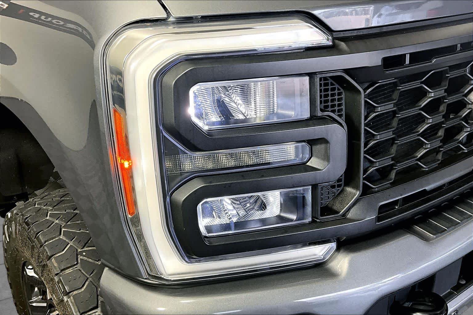 Used 2023 Carbonized Gray Ford LARIAT image 26