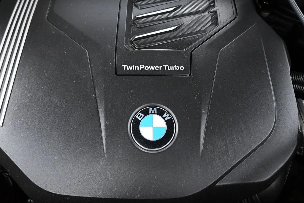 Used 2023 Blue BMW xDrive40i image 27