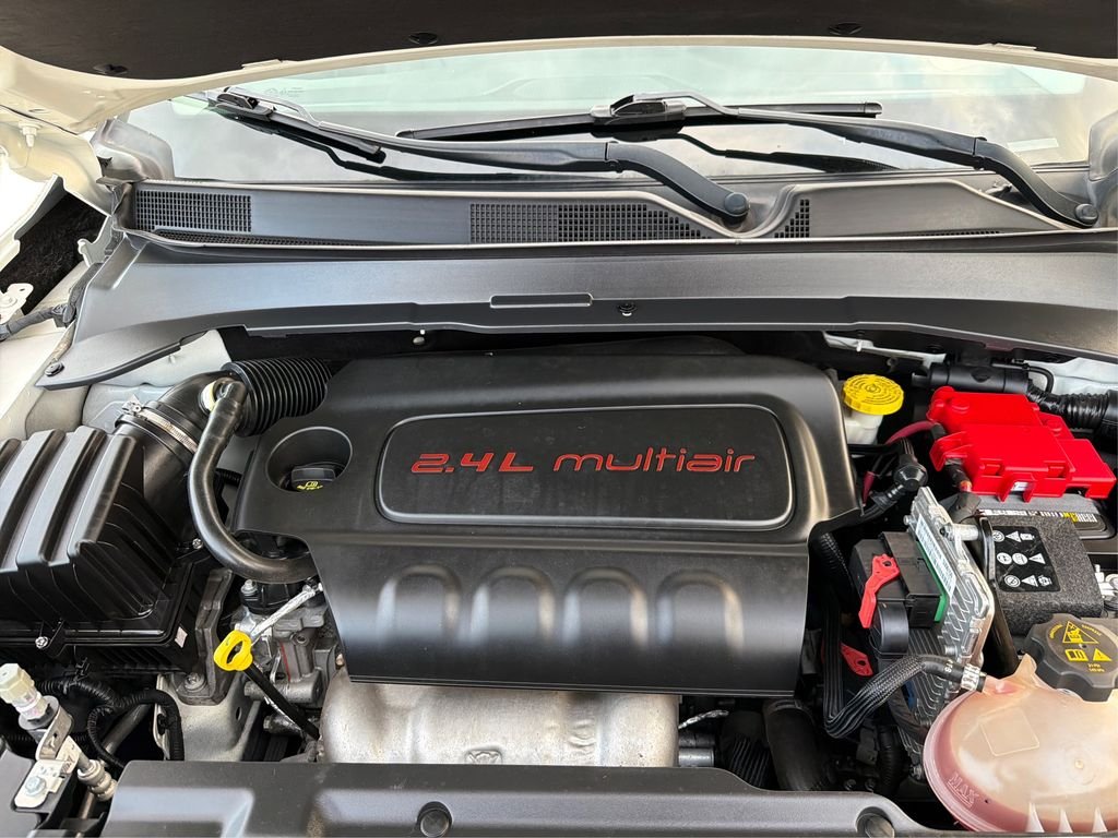 Used 2021 White Clearcoat Jeep Limited image 12