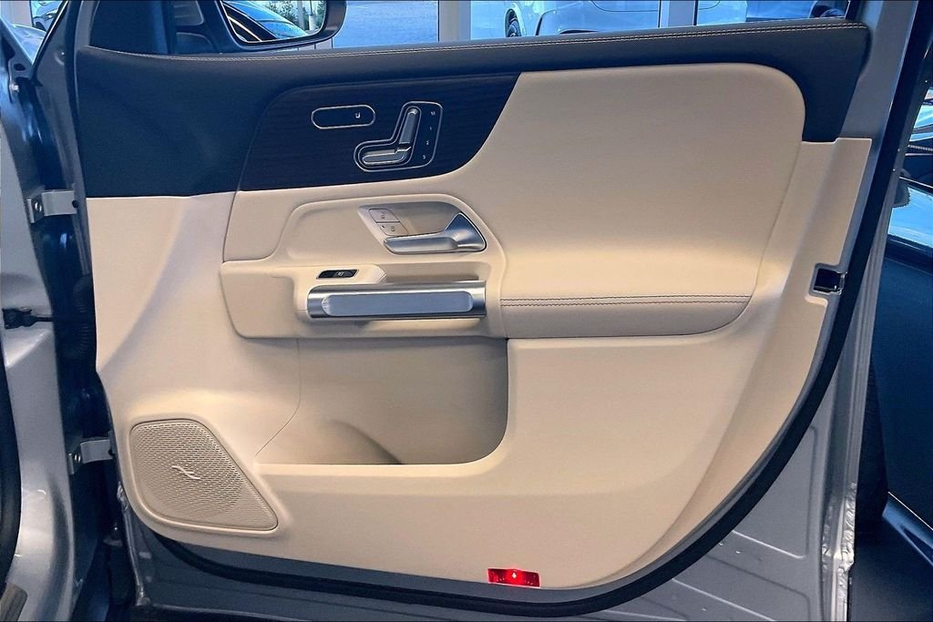 2026 Mercedes-Benz GLB GLB 250 - Photo 13