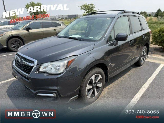 Used 2018 Dark Gray Metallic Subaru 2.5i Premium image 2