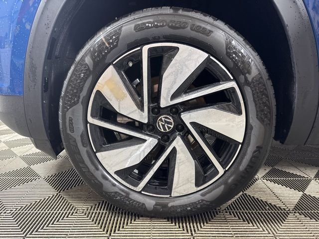 New 2026 Mountain Lake Blue Metallic Volkswagen 2.0T SE w/Technology image 10