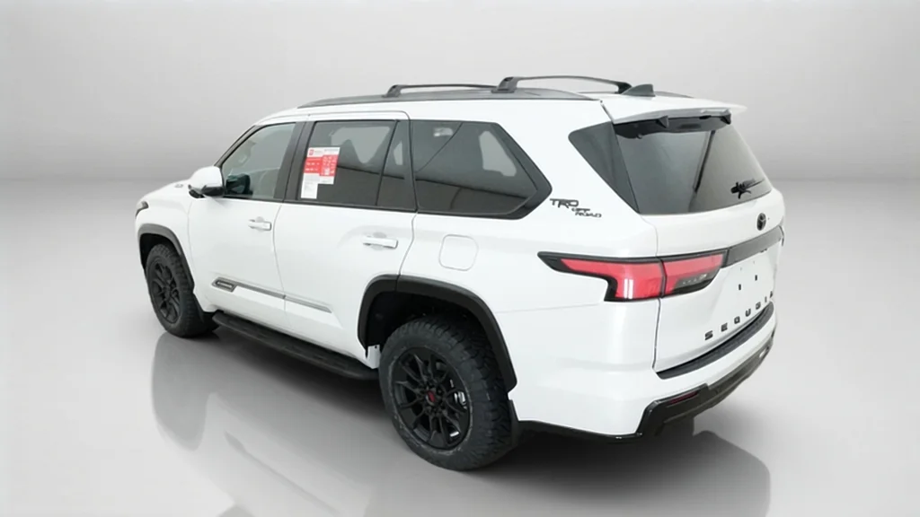 New 2026 Wind Chill Pearl Toyota Platinum image 29