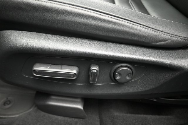 Used 2024  Honda EX-L image 17