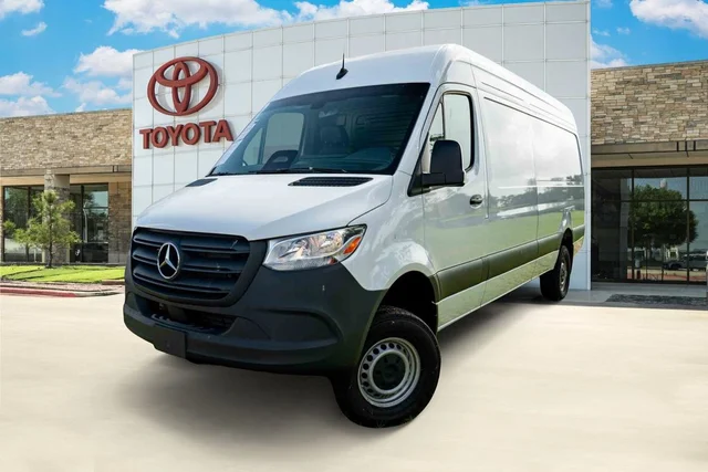 2025 Mercedes-Benz Sprinter 2500 Cargo 170 WB