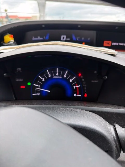 Used 2012  Honda LX image 7