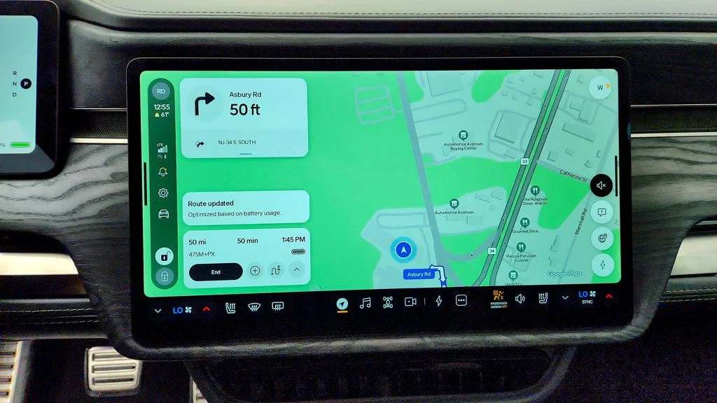 Used 2022 Forest Green Rivian Launch Edition AWD image 20