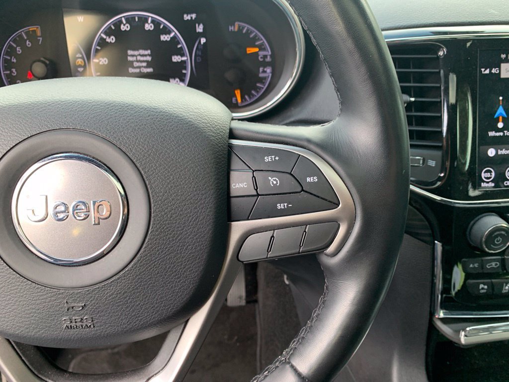 Used 2022 Red Jeep Laredo X image 16