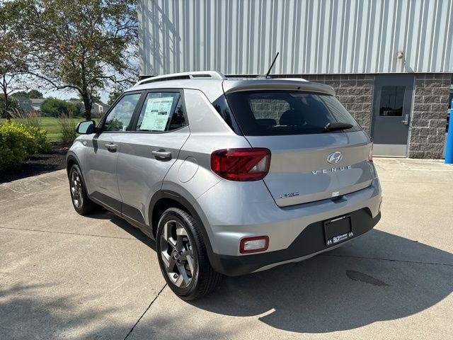 New 2025 Shimmering Silver Hyundai SEL image 41