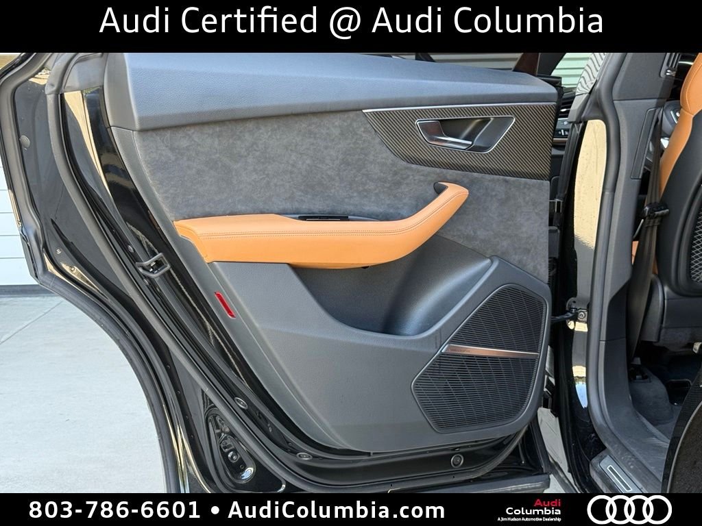 Used 2022  Audi 4.0T image 25