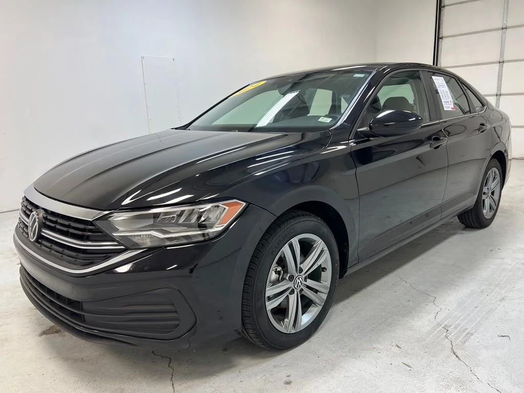 2024 Volkswagen Jetta SE - Photo 12
