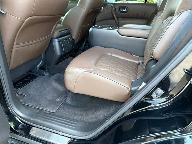 Used 2021 Black Nissan Platinum 2WD image 21