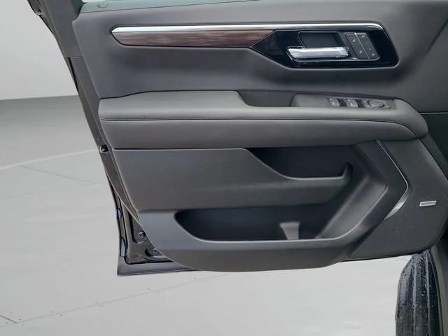 New 2026 Black Chevrolet LT image 19