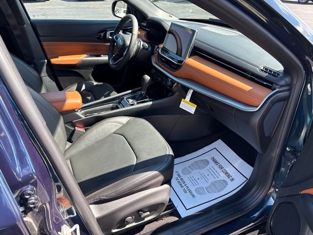 Used 2024 Blue Jeep Limited image 12