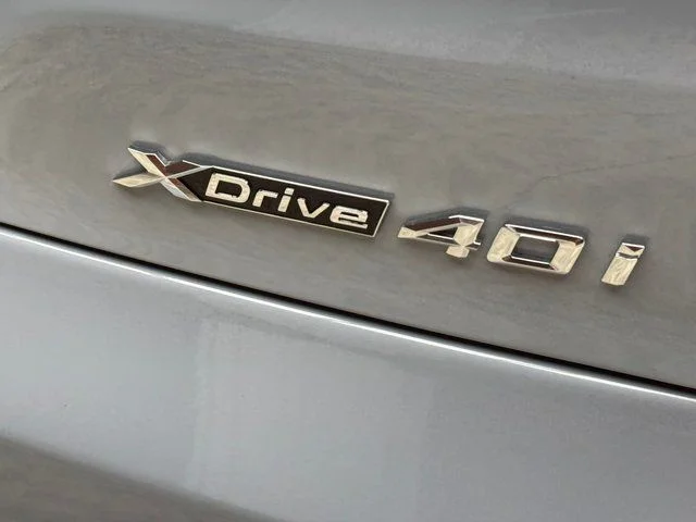 Used 2026 Gray BMW xDrive40i image 5