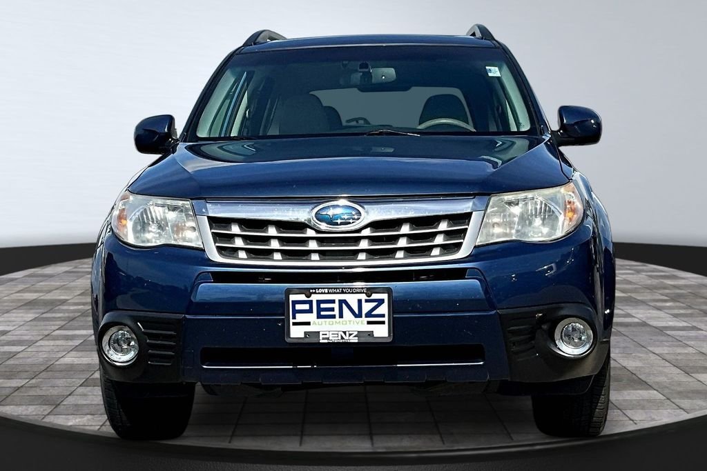Used 2013 Subaru Forester X Limited with VIN JF2SHAEC0DH423194 for sale in Rochester, Minnesota