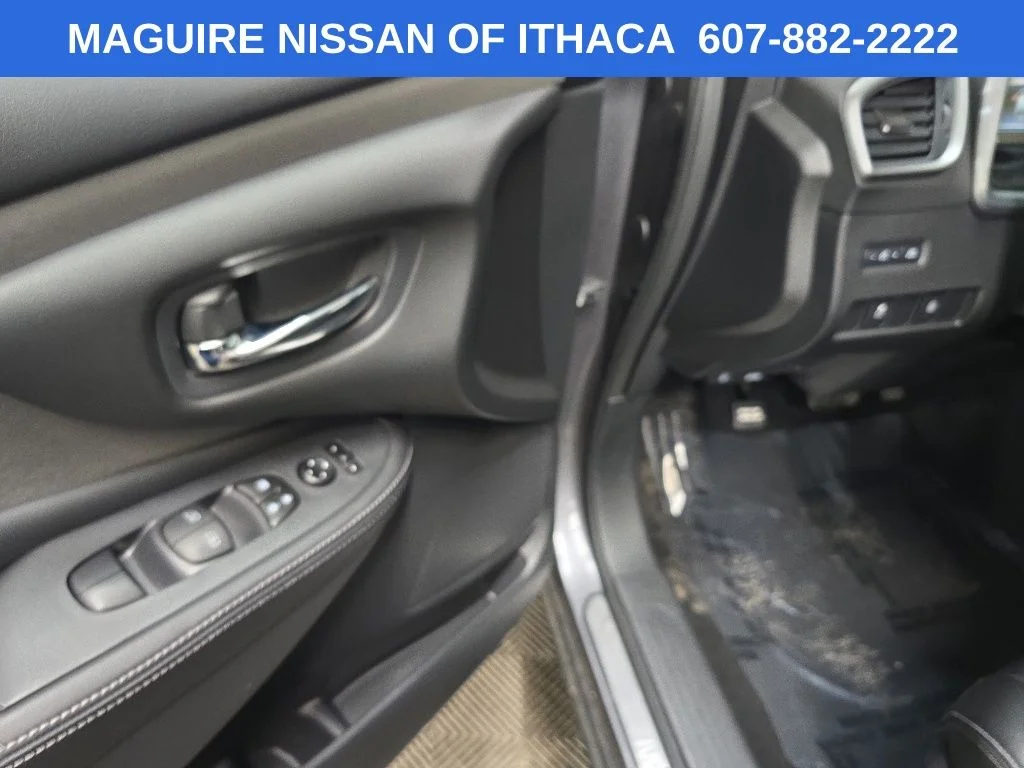 Used 2024 Gray Nissan SV image 27