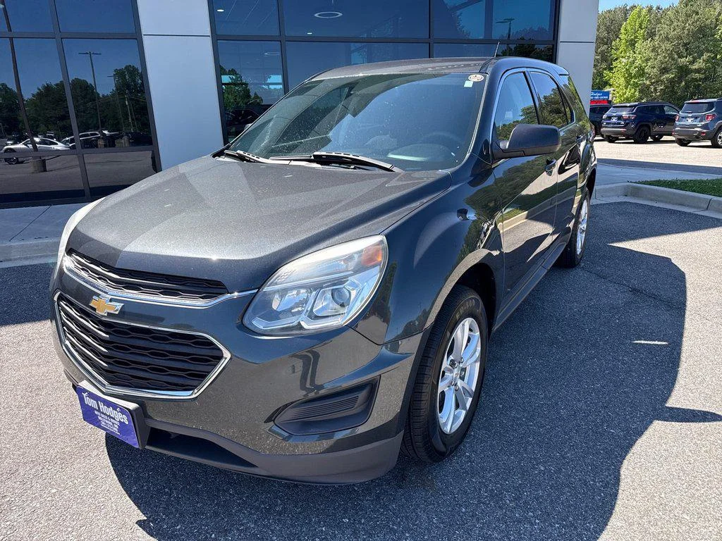 2017 Chevrolet Equinox AWD LS's photo