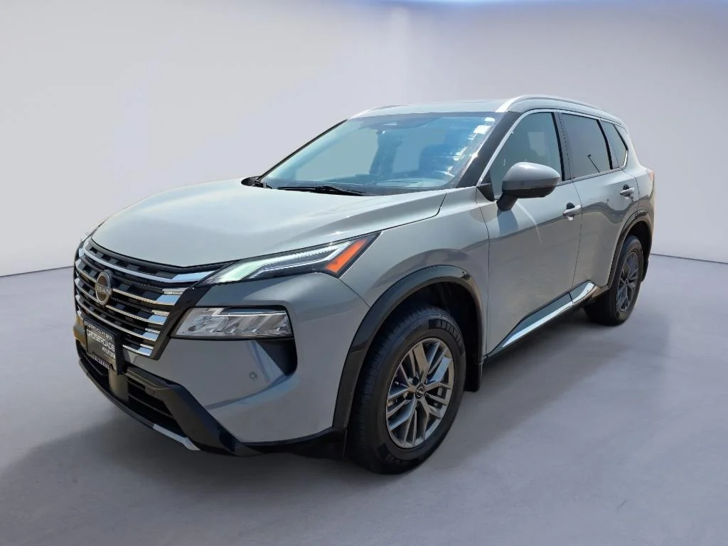 Used 2024 Boulder Gray Pearl Nissan Platinum image 1