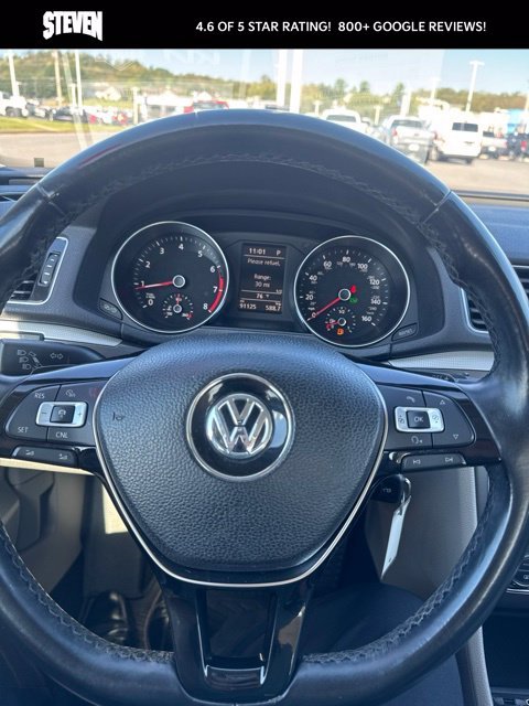 Used 2018 Gray Volkswagen 2.0T R-Line image 17