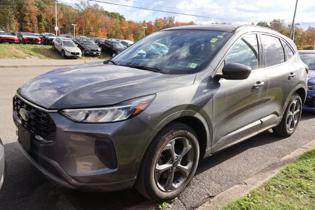 Used 2023 Gray Ford ST-Line image 1