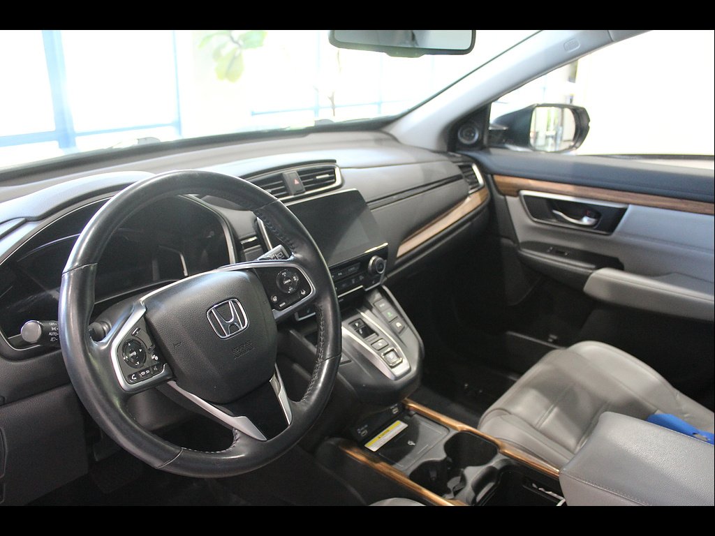 Used 2020 Lunar Silver Metallic Honda Touring image 13