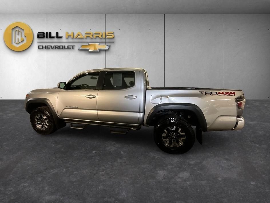 Used 2017 Silver Toyota TRD Off-Road image 13