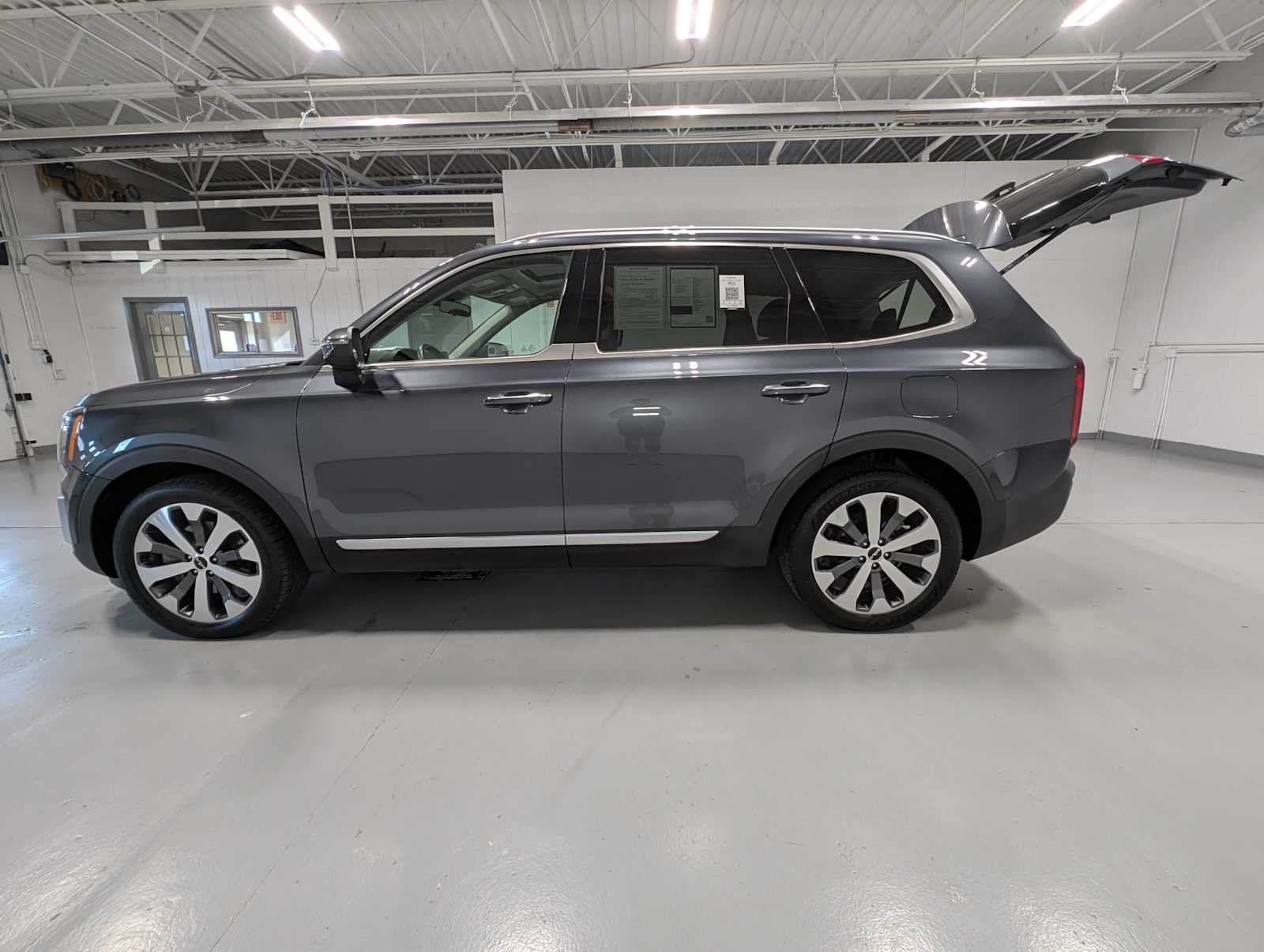 Certified Used 2022 Gravity Grey Kia S image 13