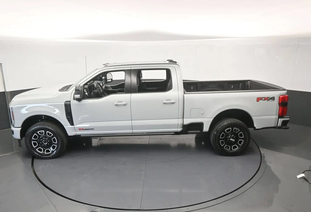 Used 2026 Gray Ford XL image 64