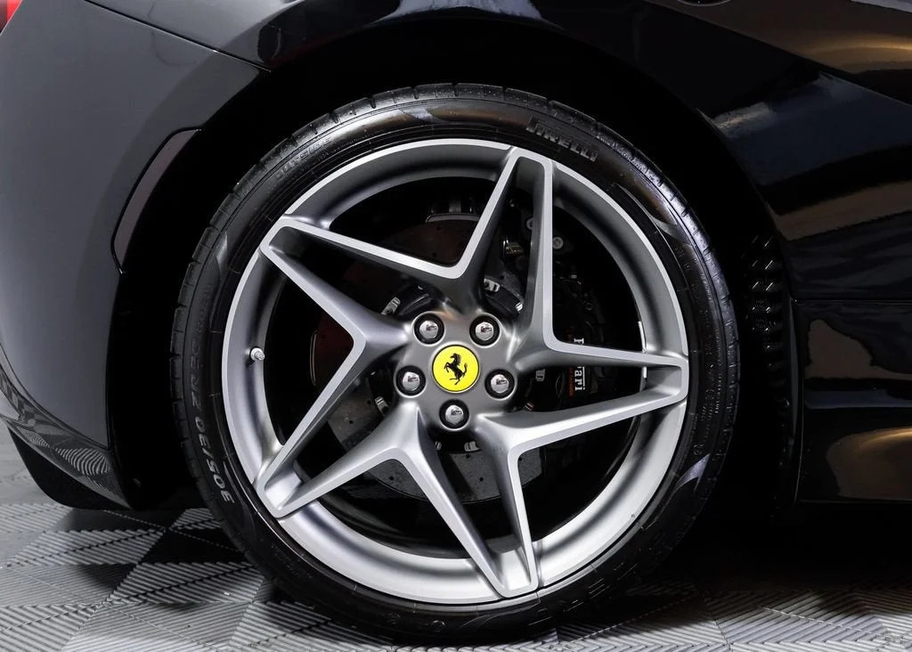 Certified Used 2022 Nero Ferrari Base image 13