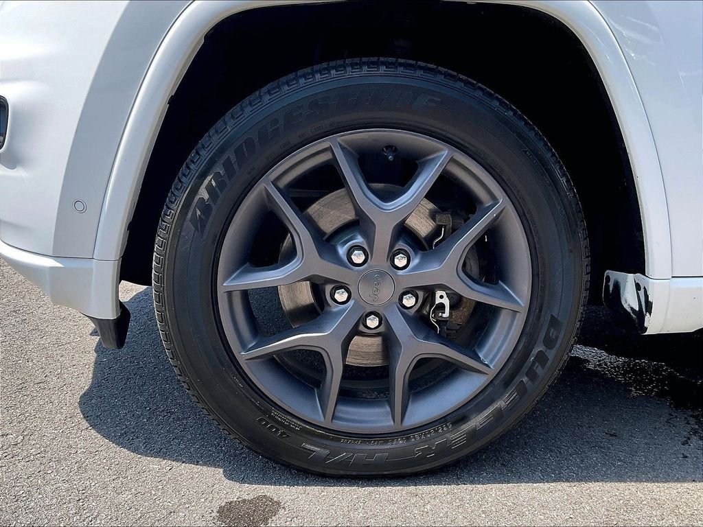 Used 2021 White Jeep Limited image 22
