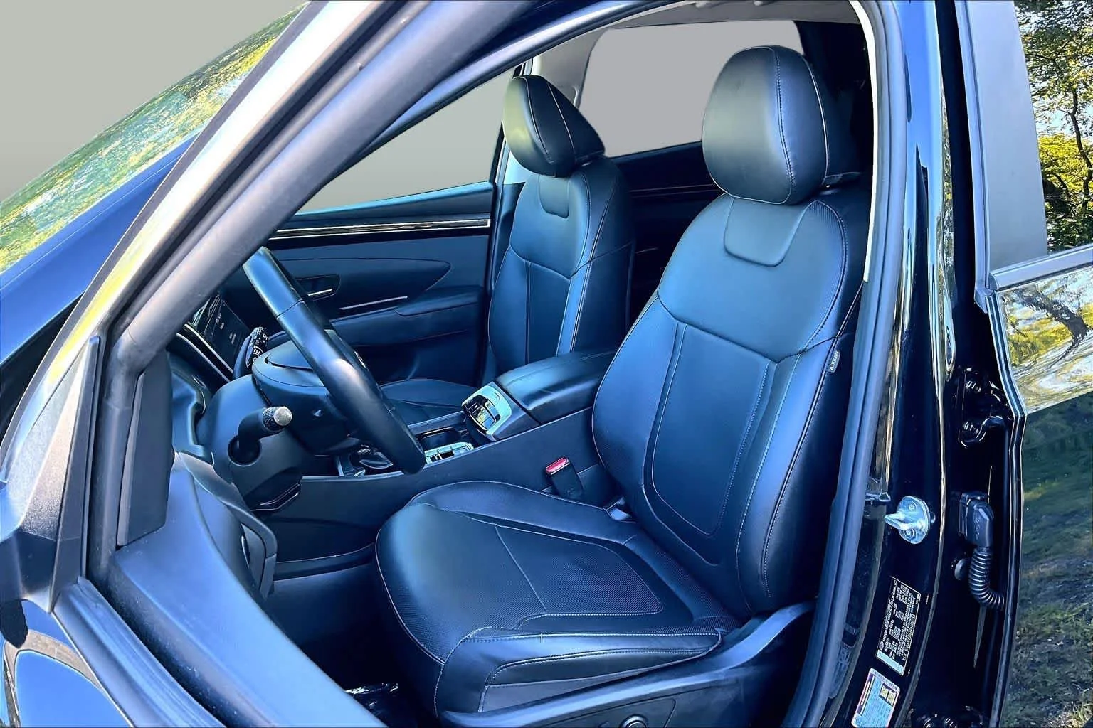 Used 2024 Black Pearl Hyundai SEL image 8