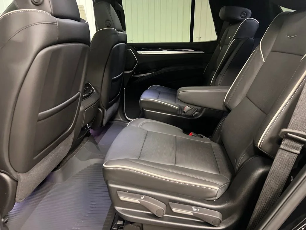 2026 Cadillac Escalade Sport - Photo 13