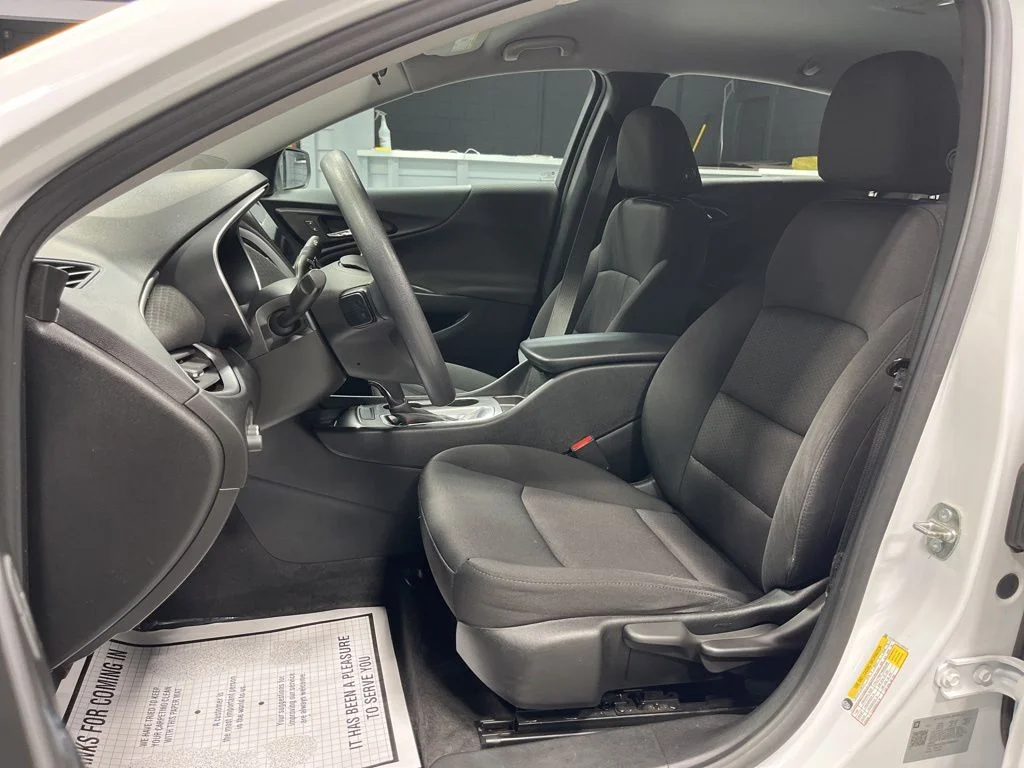 Used 2020 Summit White Chevrolet LS image 12