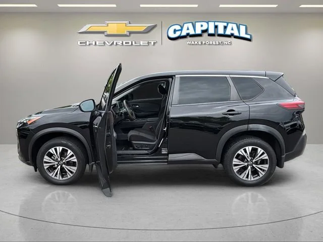 Used 2023 Black Nissan SV Intelligent AWD image 9