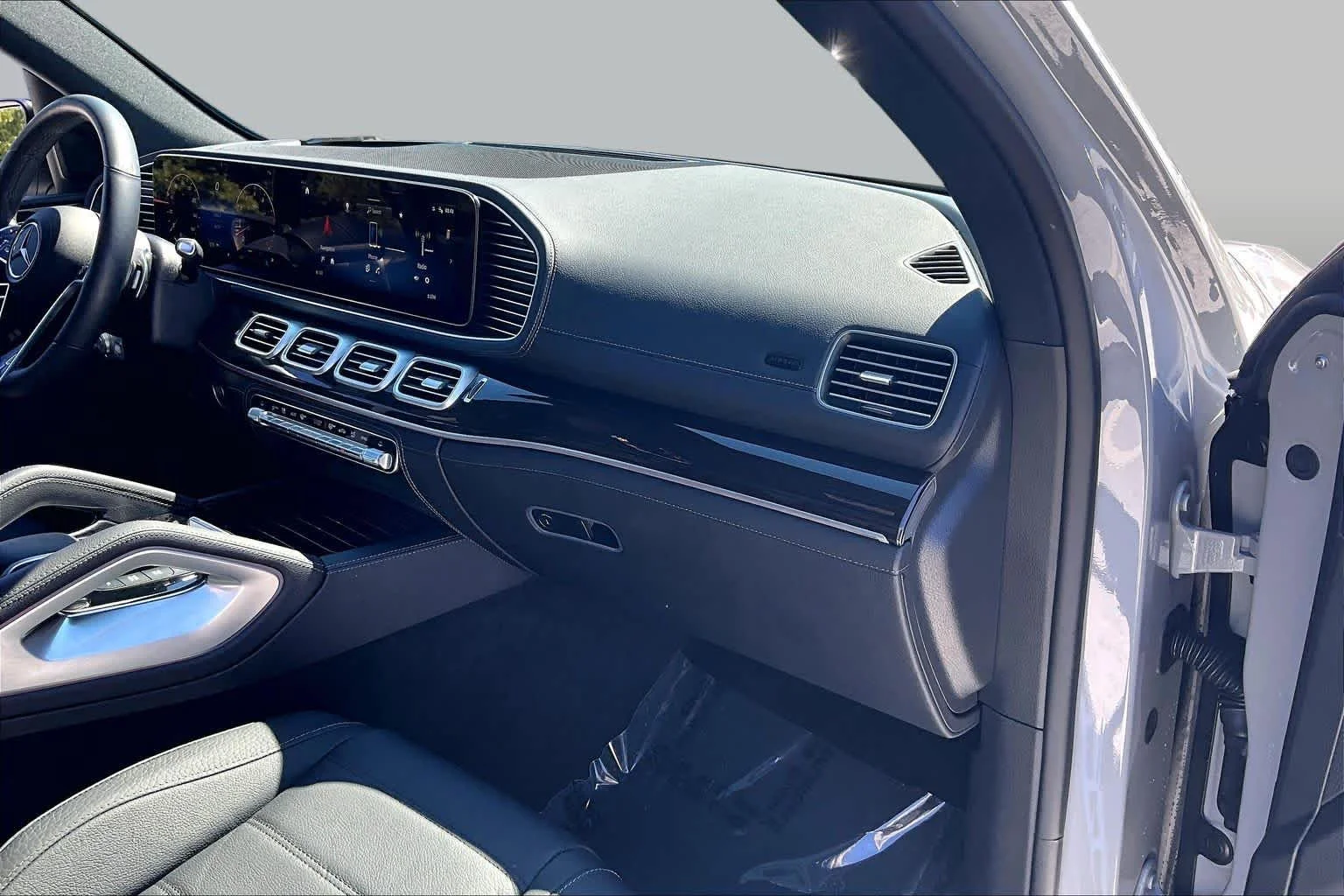 Used 2026 MANUFAKTUR Alpine Grey Mercedes-Benz GLE 450 image 19
