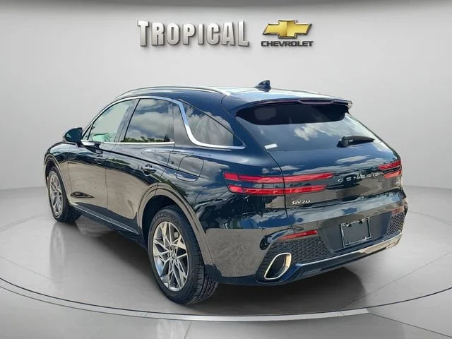Used 2025 Black Genesis 2.5T image 2