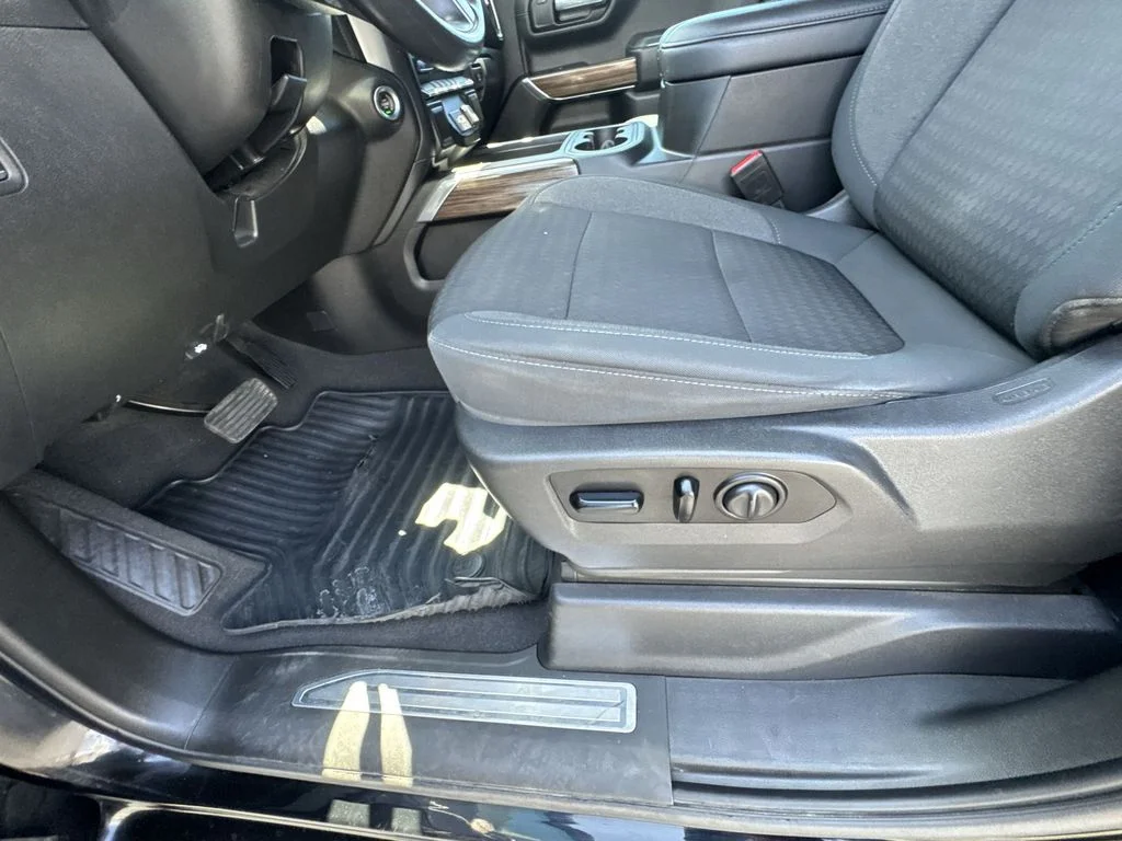 Used 2021 Black Chevrolet LT Trail Boss image 19