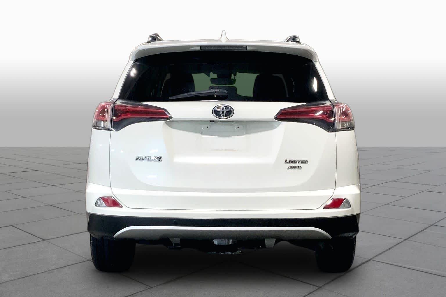Used 2017 Blizzard Pearl Toyota Limited image 5