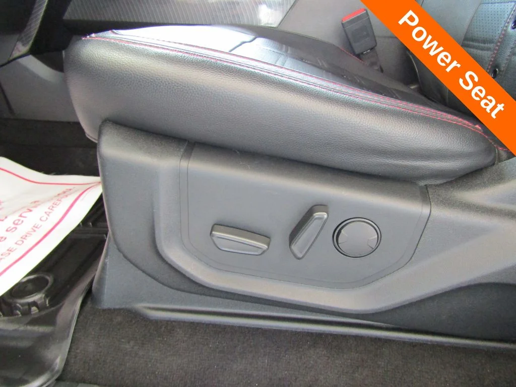 Used 2019  Ford Lariat image 7
